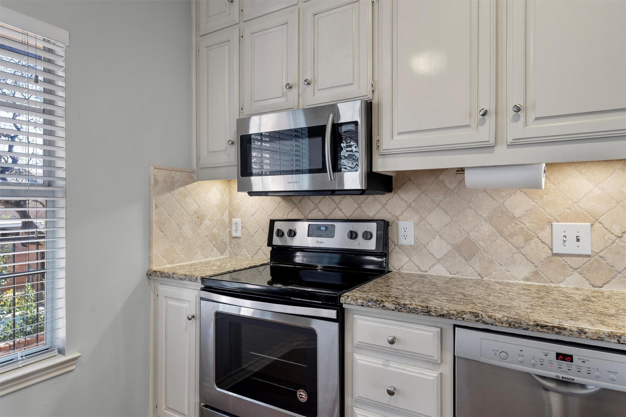 2408 Enfield RD # 212