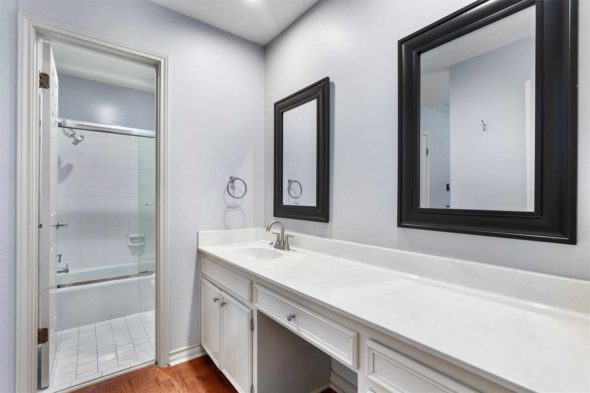 2408 Enfield RD # 212