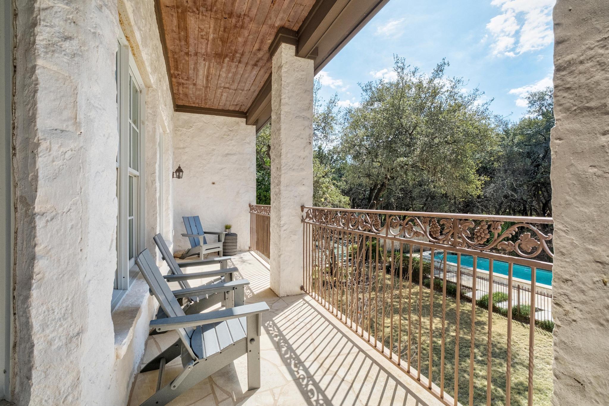 2900 Meandering River CT