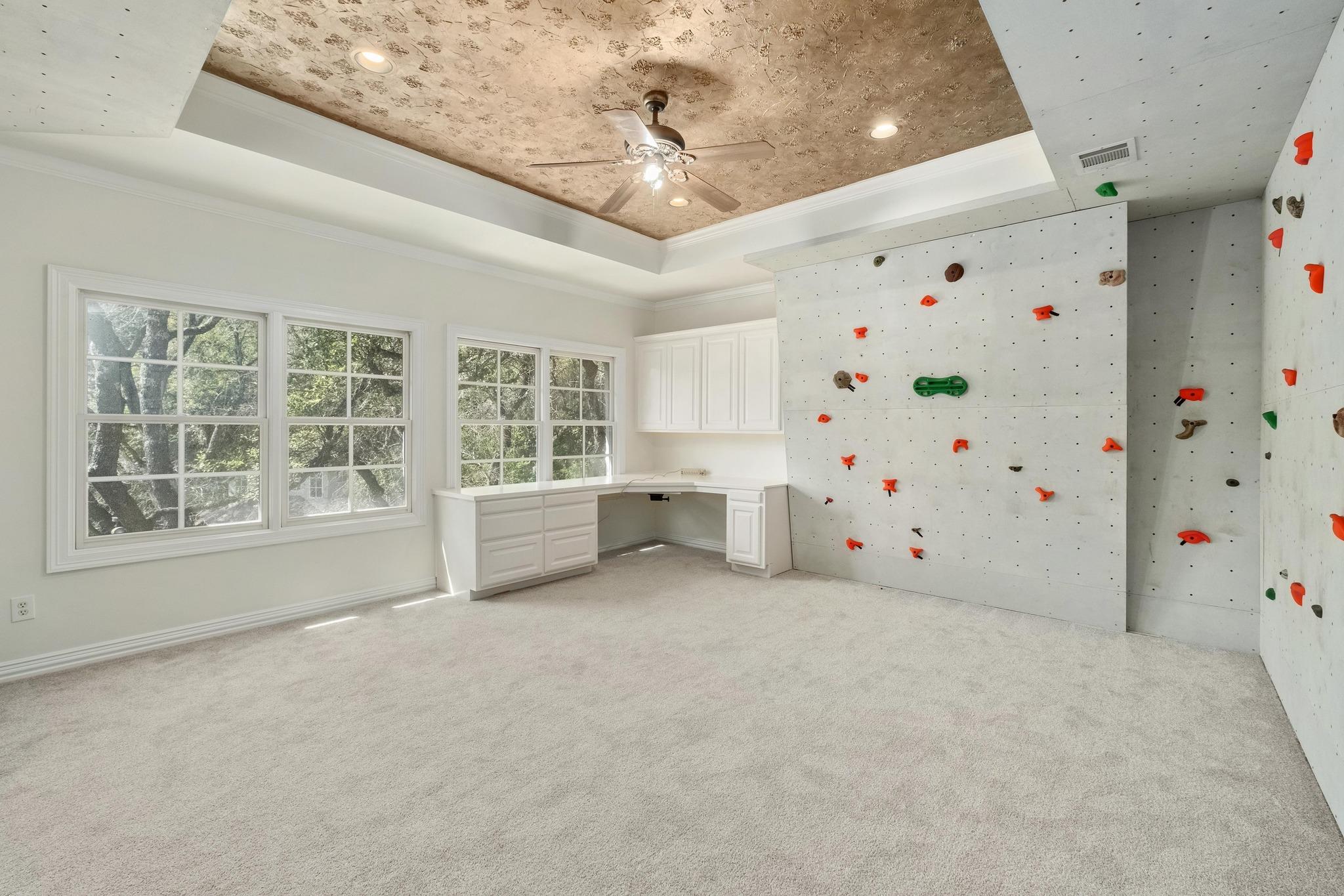 2900 Meandering River CT