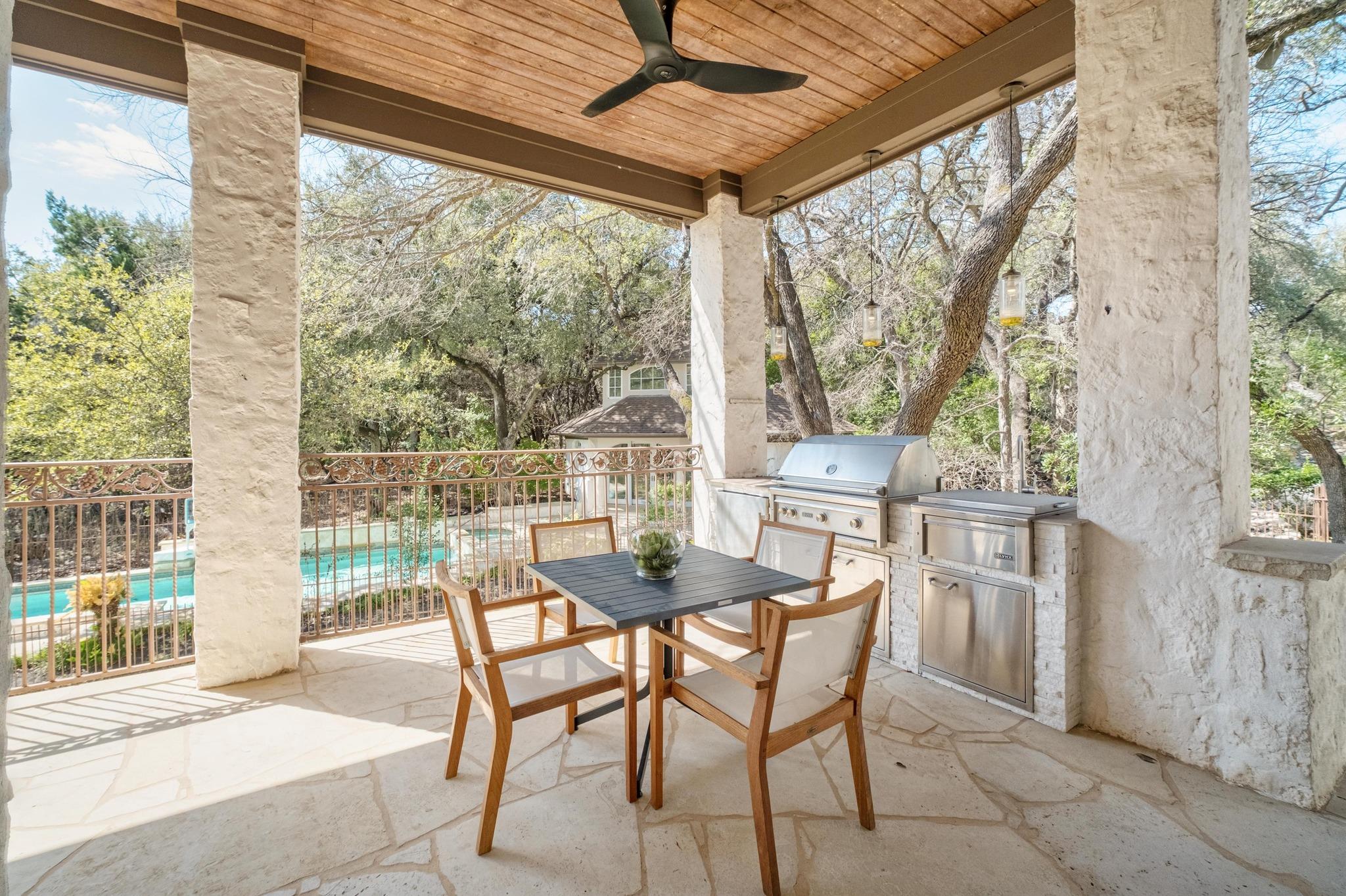 2900 Meandering River CT