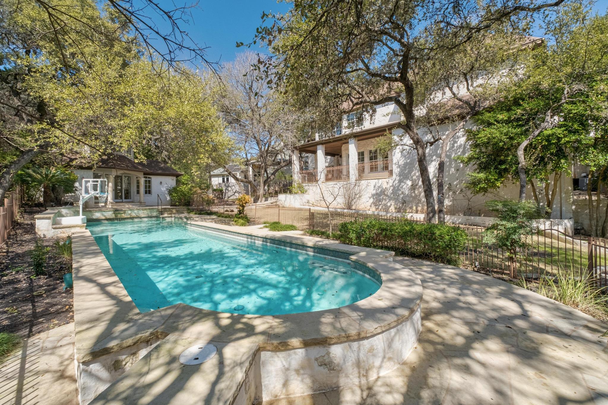 2900 Meandering River CT