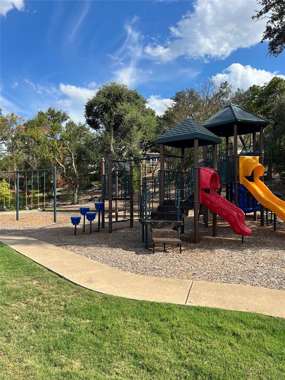 7605 Covered Bridge DR