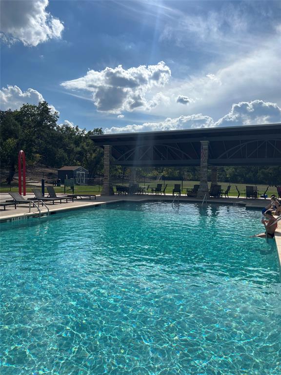 7605 Covered Bridge DR