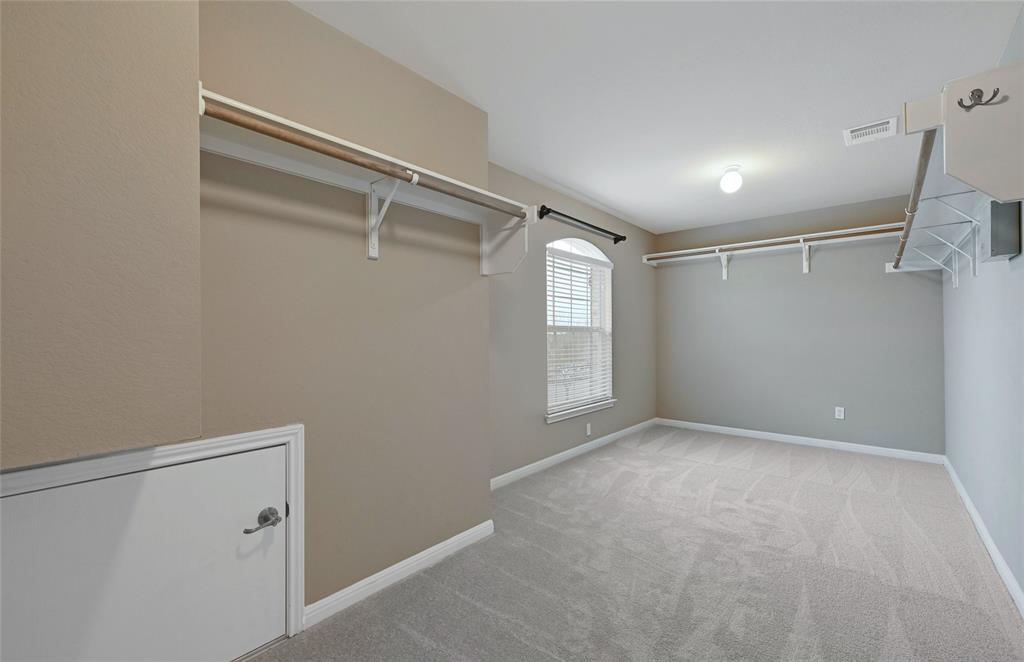 7605 Covered Bridge DR