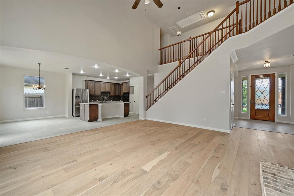 7605 Covered Bridge DR