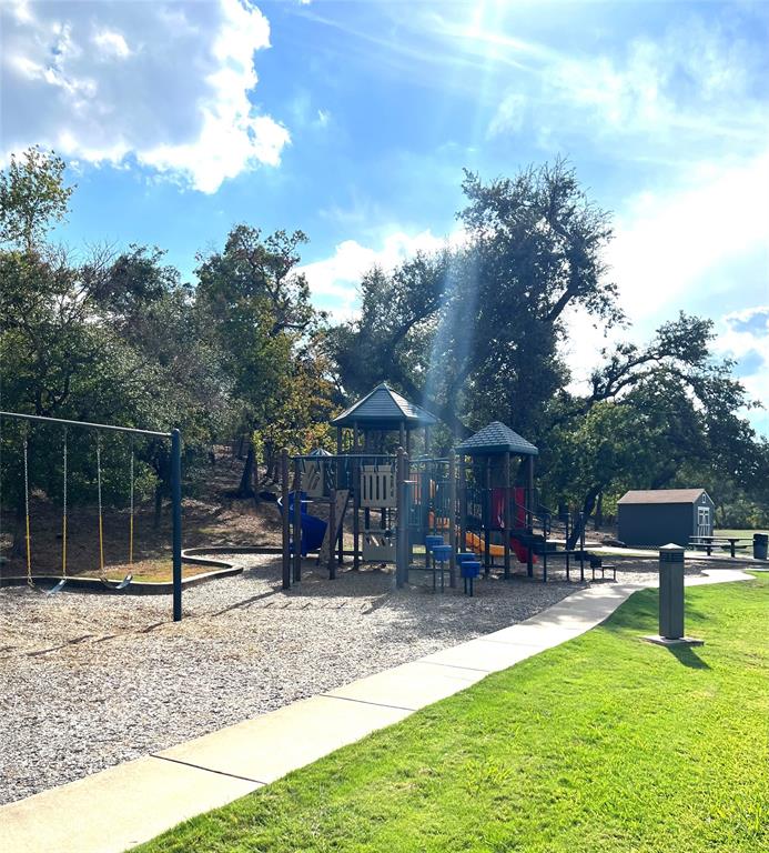 7605 Covered Bridge DR