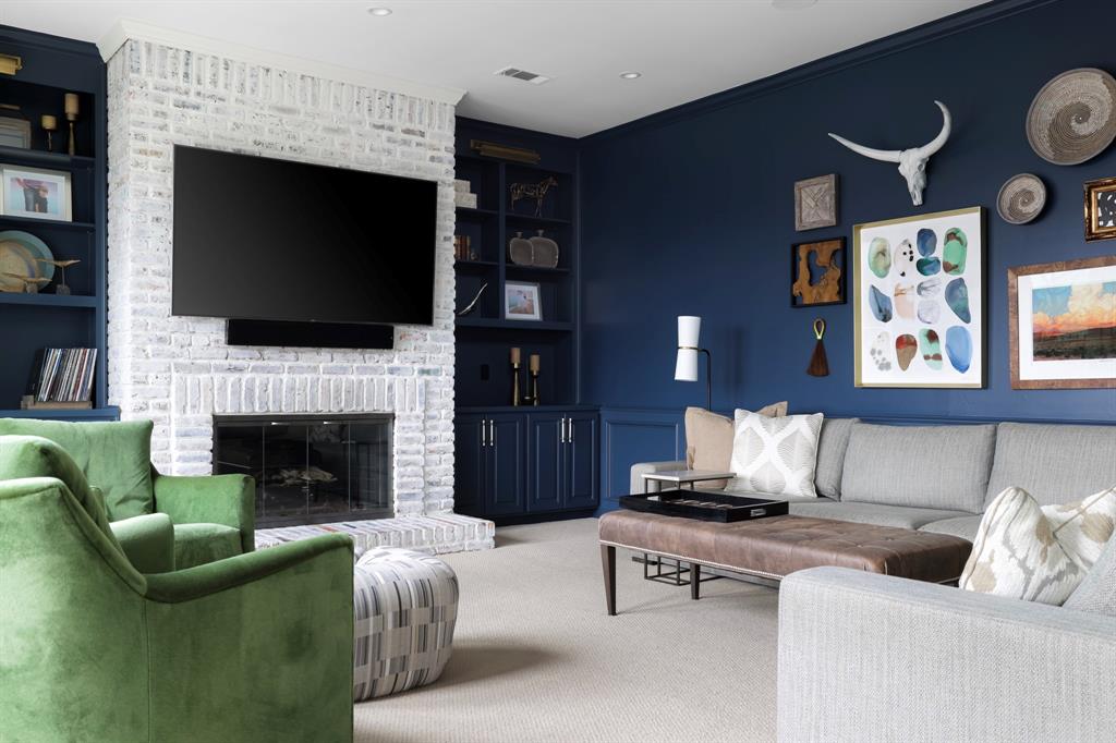 5304 Arbutus CV
