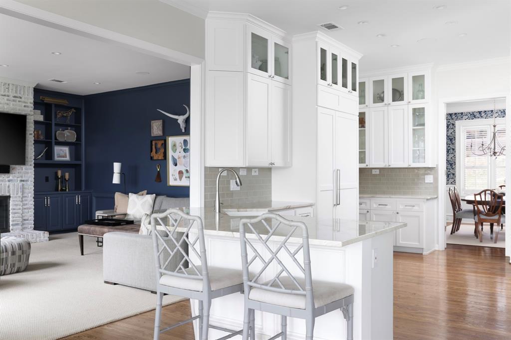5304 Arbutus CV