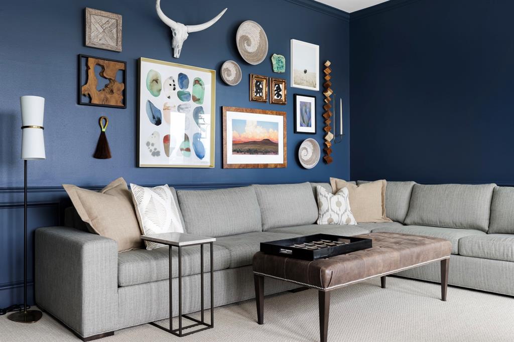 5304 Arbutus CV