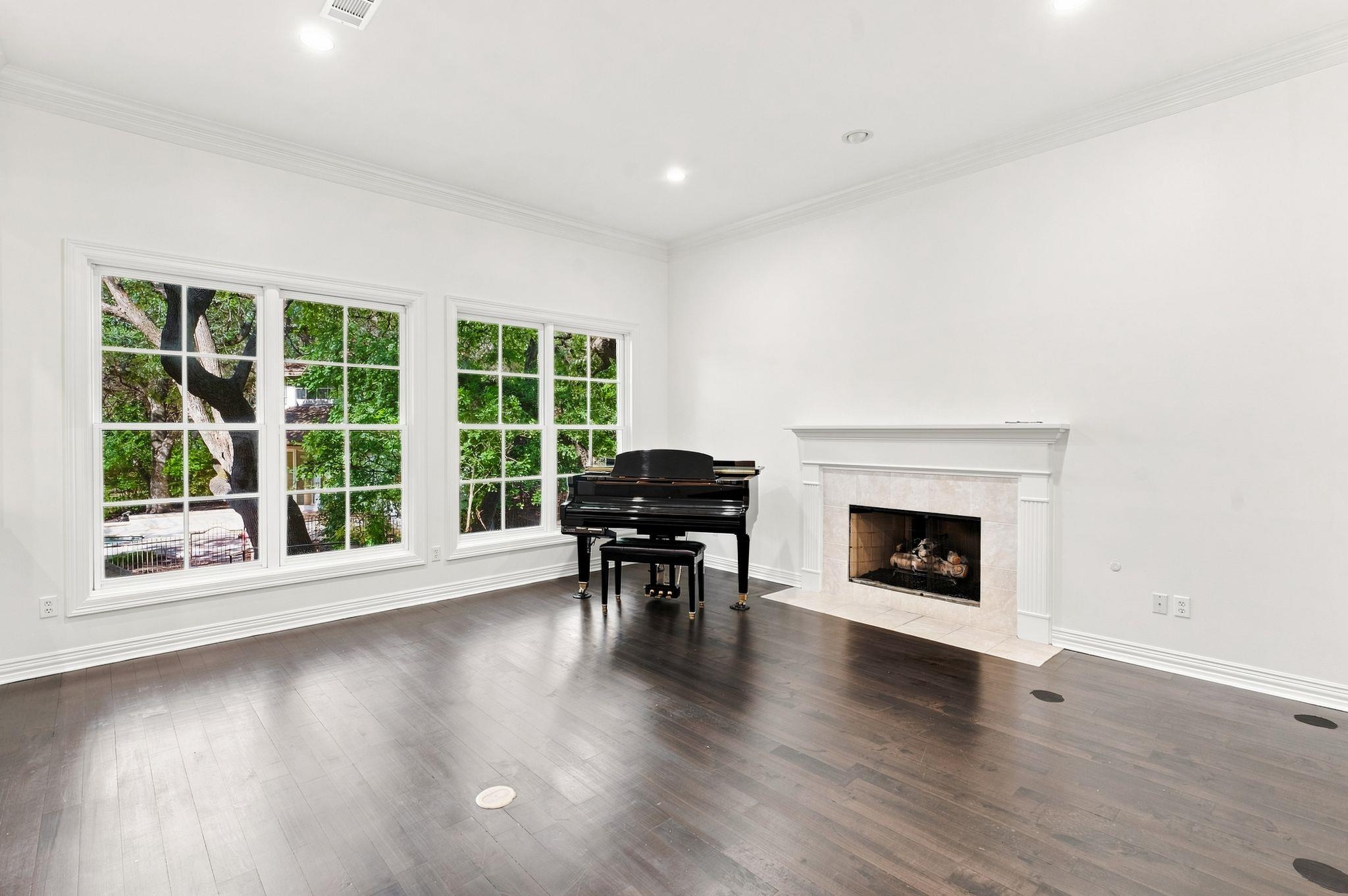 2900 Meandering River CT
