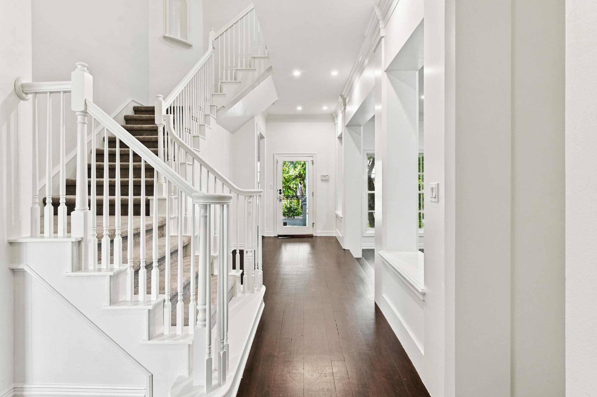 2900 Meandering River CT