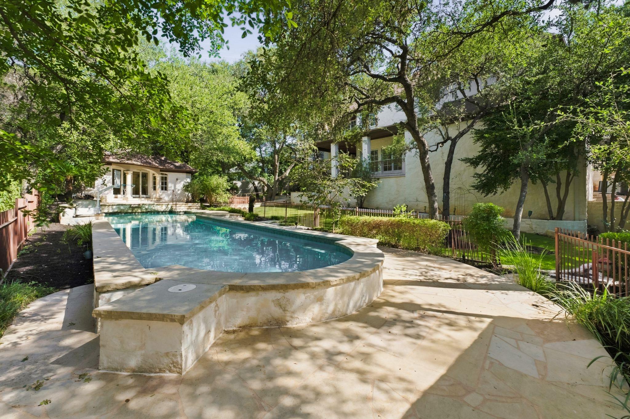 2900 Meandering River CT