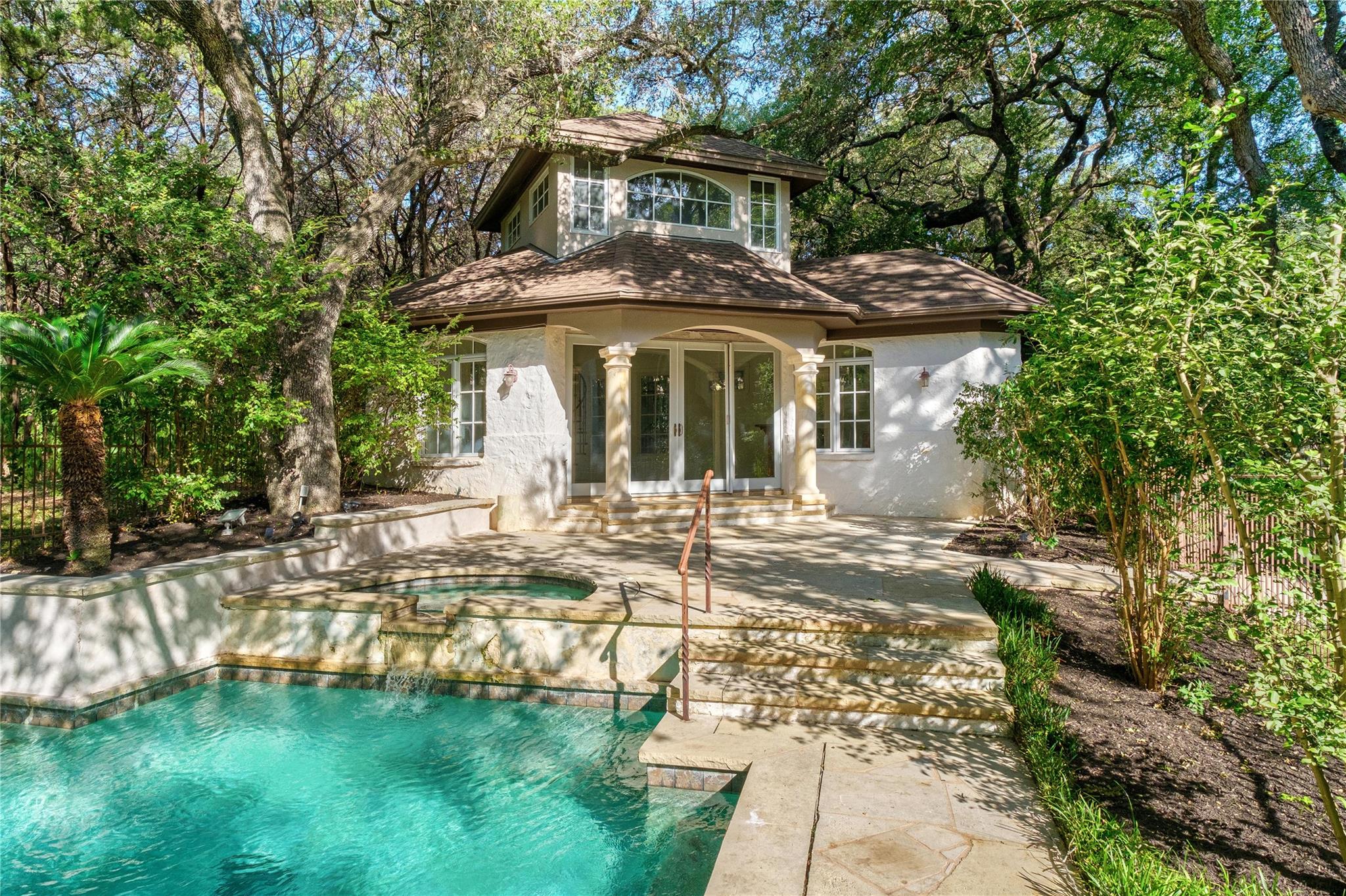 2900 Meandering River CT