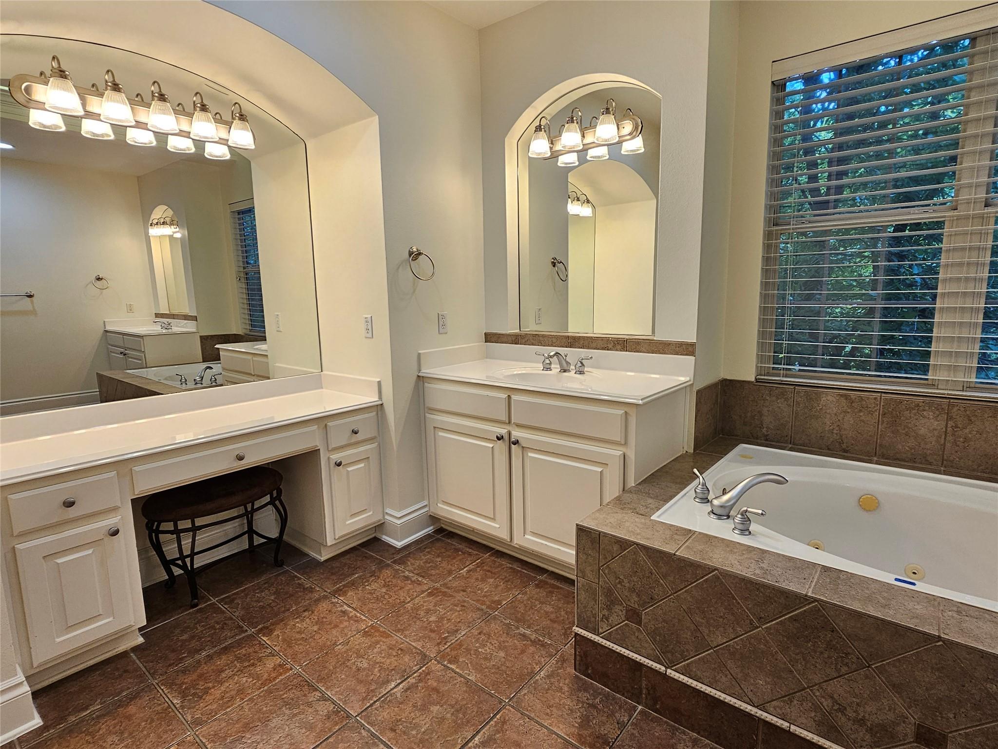 11301 Taylor Draper LN # 1