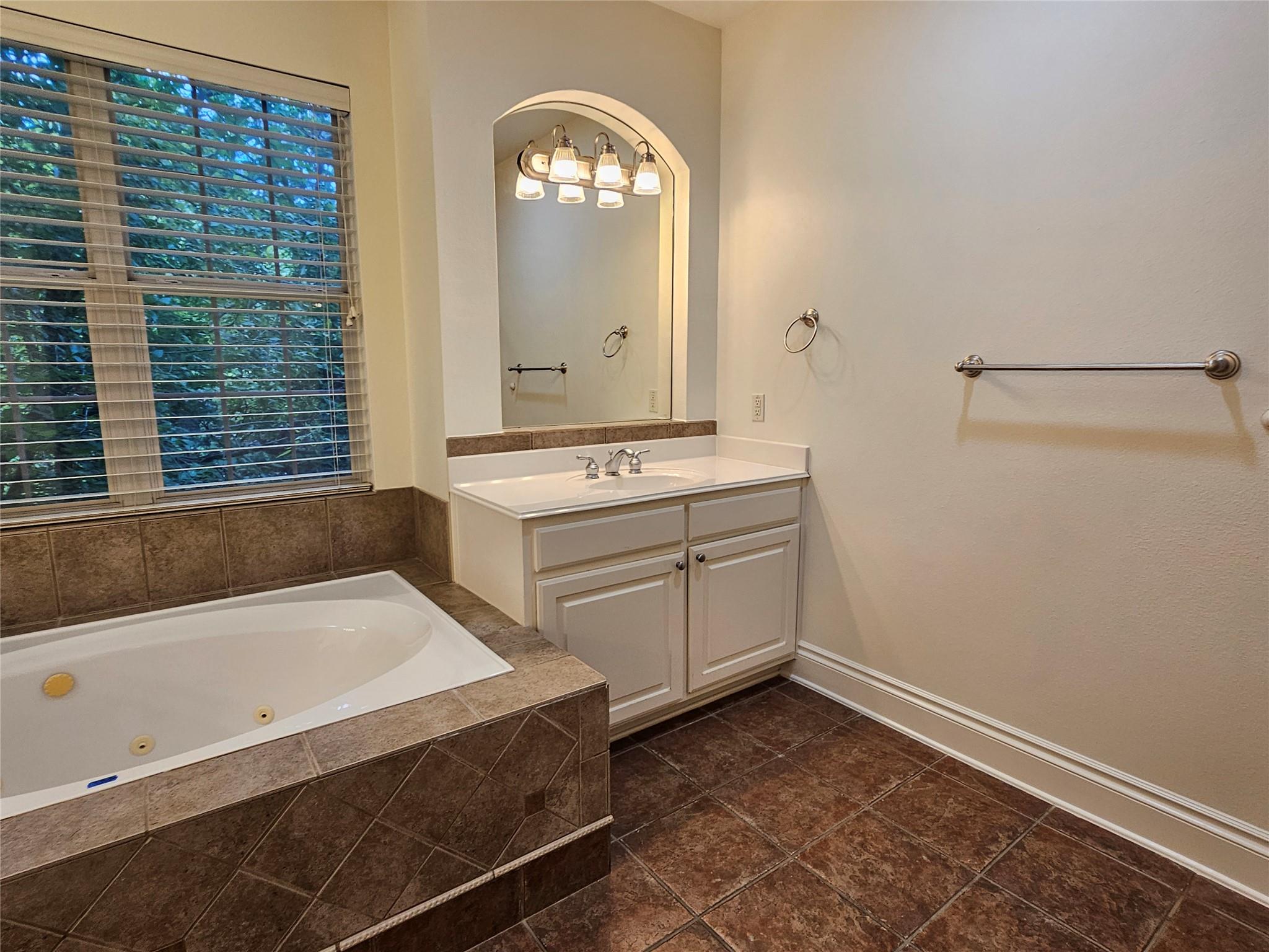 11301 Taylor Draper LN # 1