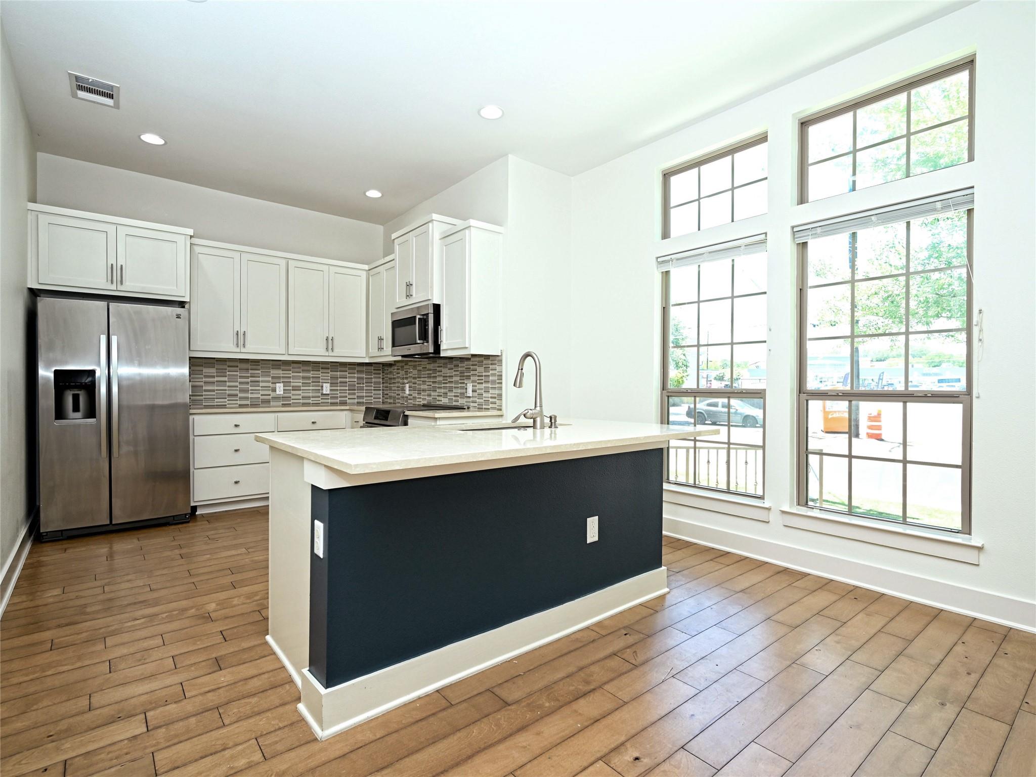 5309 William Holland Ave # 2