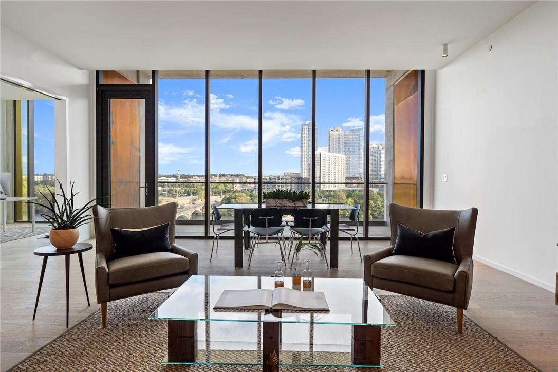 1211 W Riverside DR # 7A