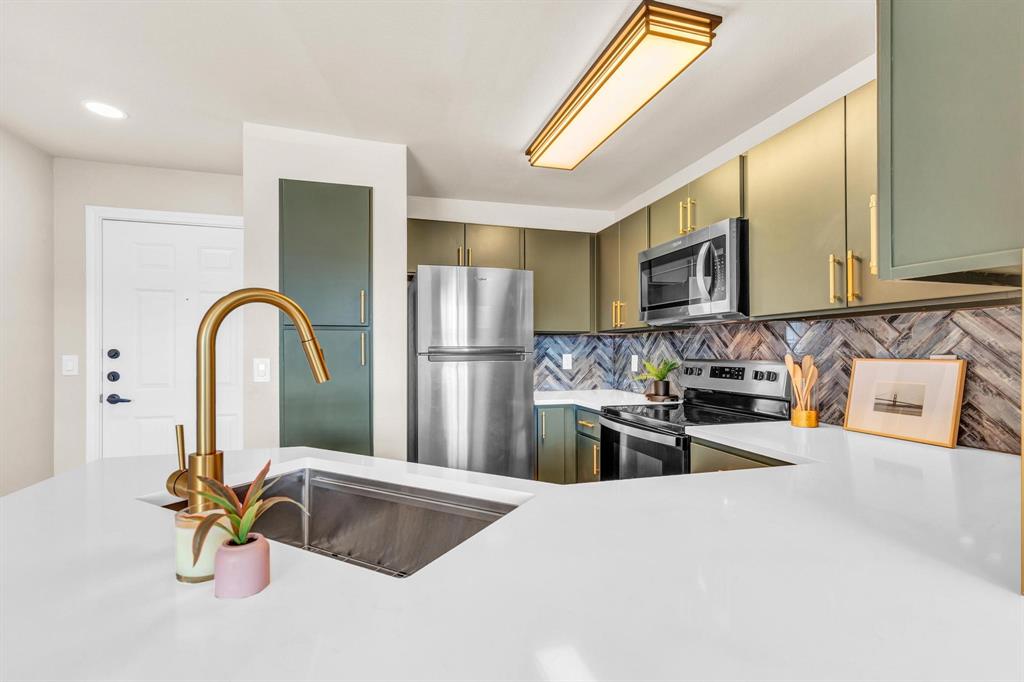 2320 Gracy Farms LN # 1331