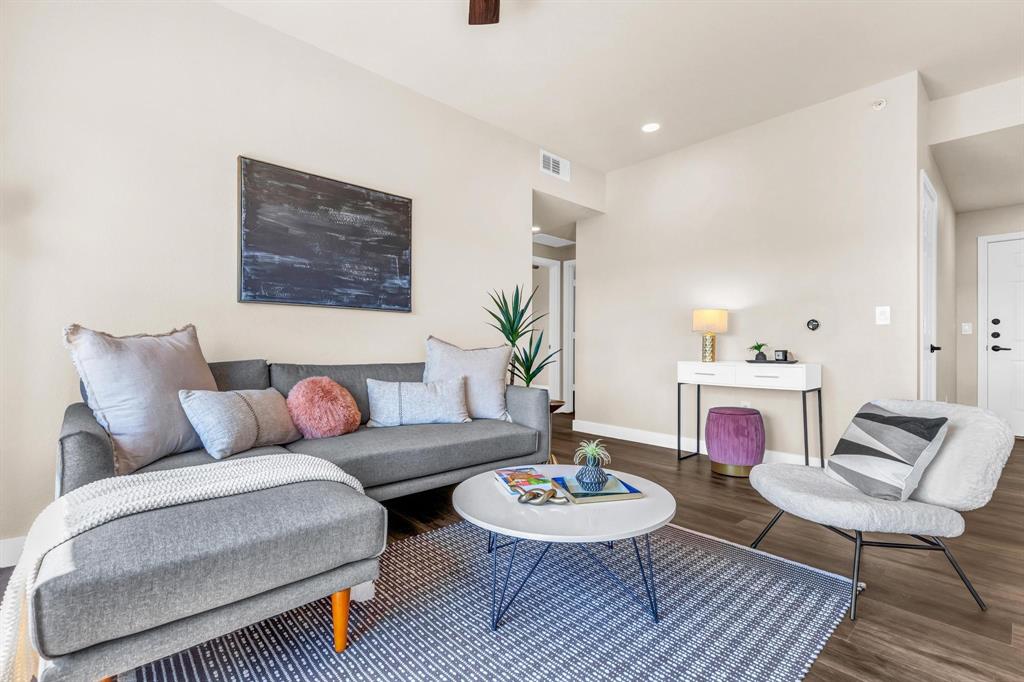 2320 Gracy Farms LN # 1331