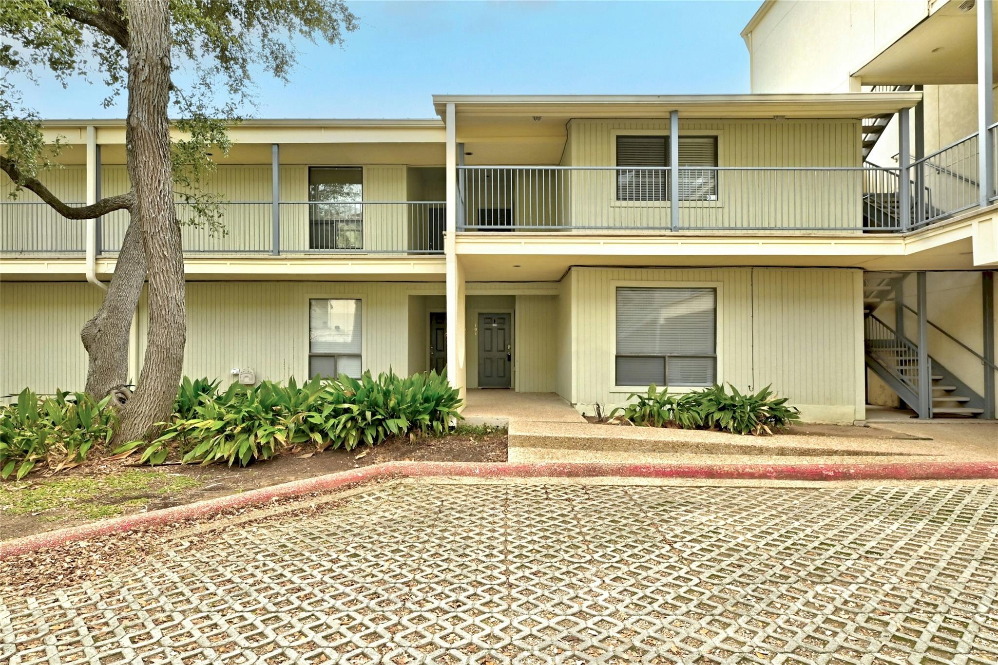 3840 Far West BLVD # 101
