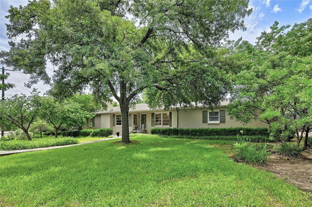 1301 Belmont PKWY