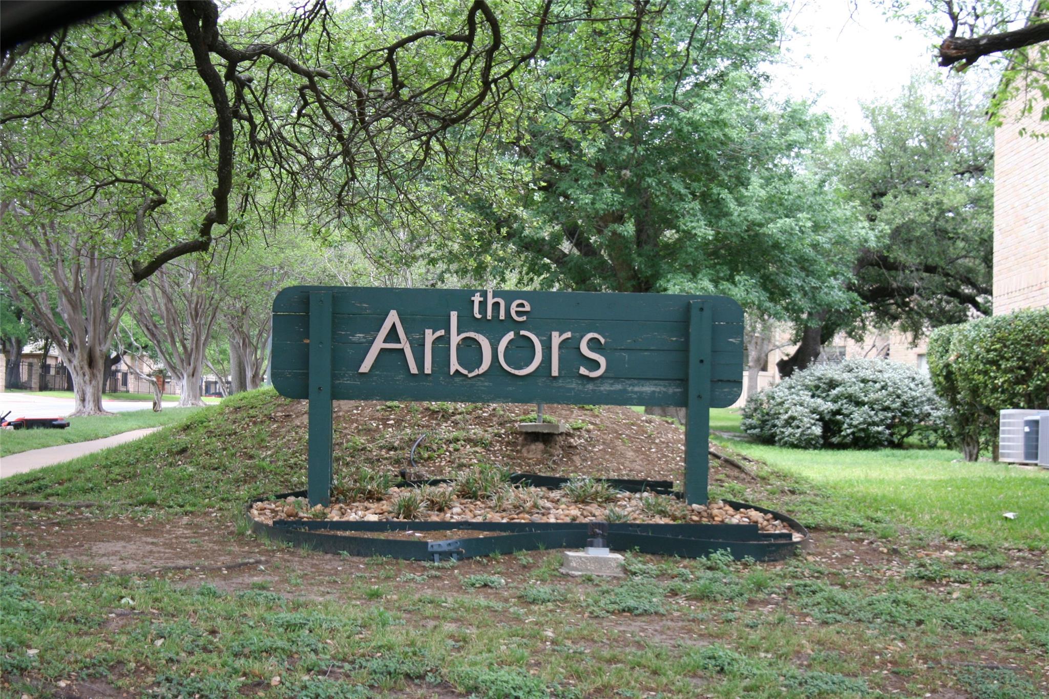 8210 Bent Tree RD # 113