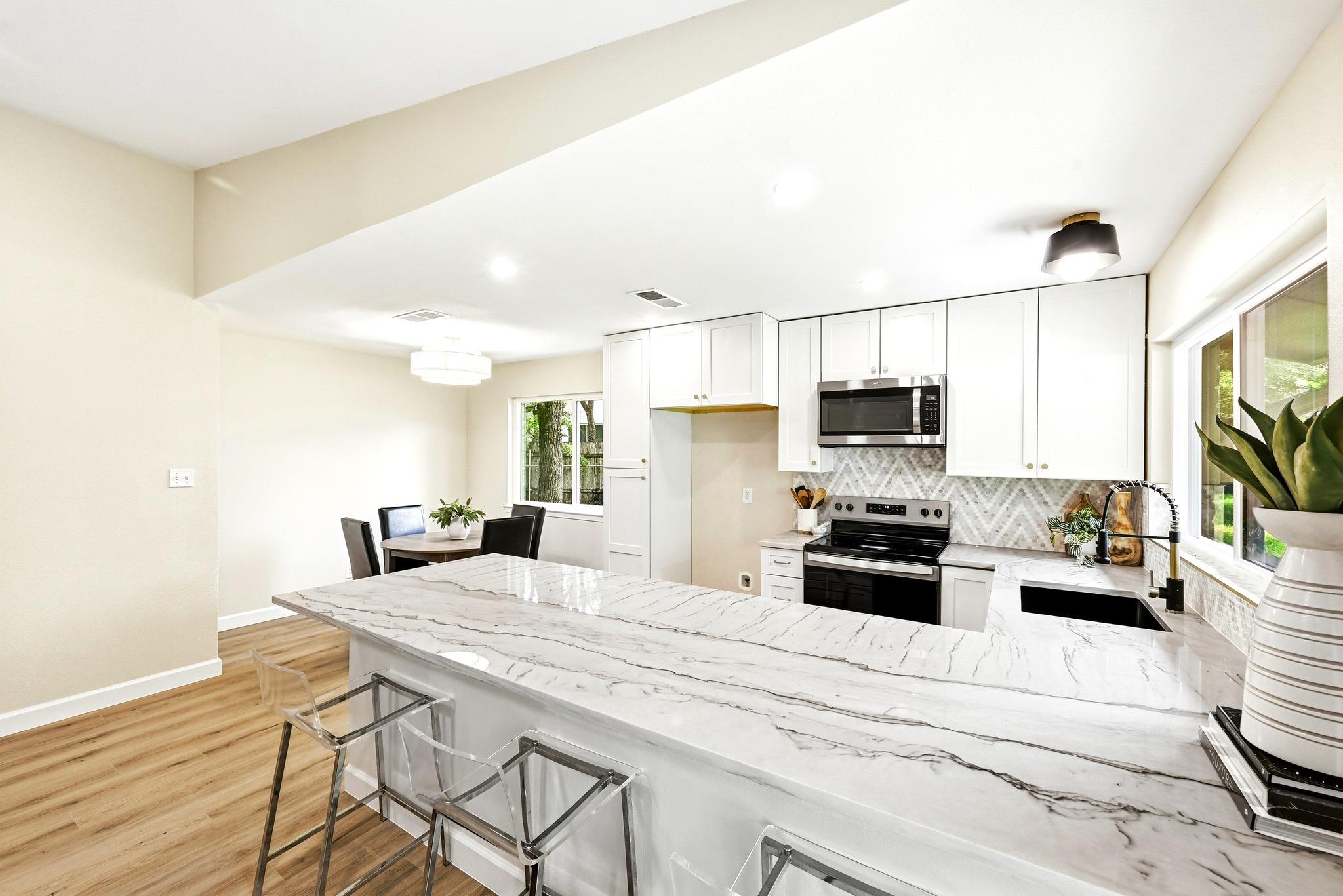 12210 Waxwing CIR