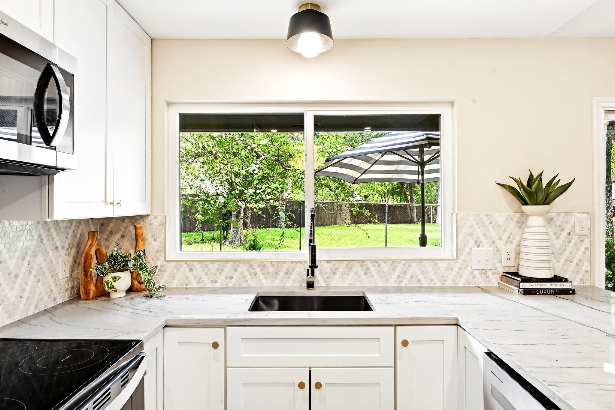 12210 Waxwing CIR
