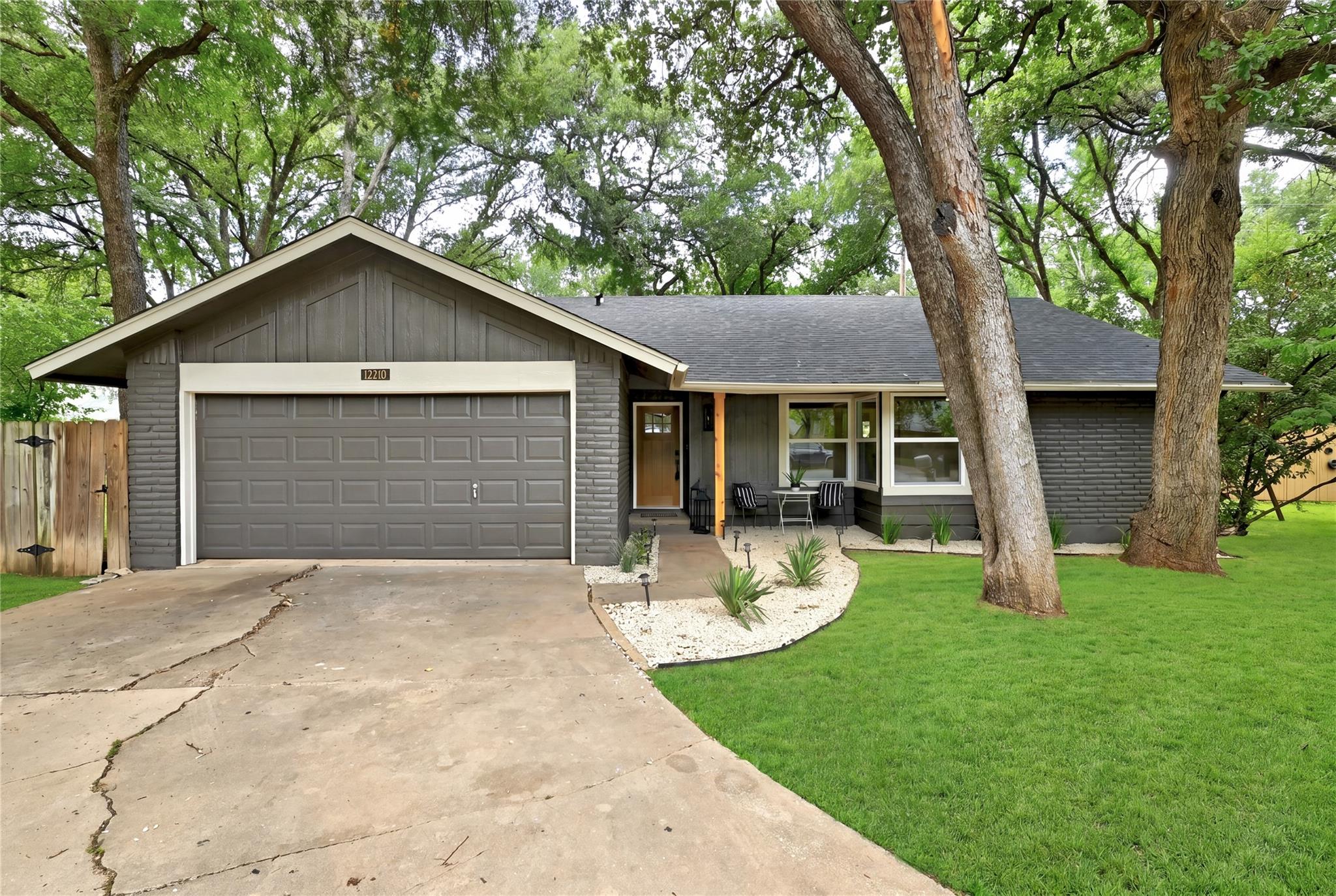 12210 Waxwing CIR