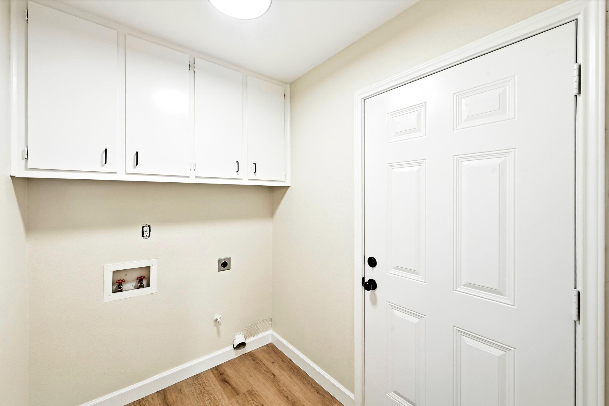 12210 Waxwing CIR