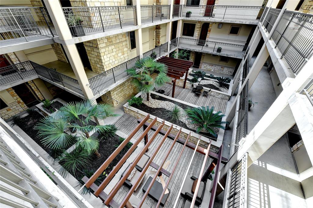 1812 West Ave # 205