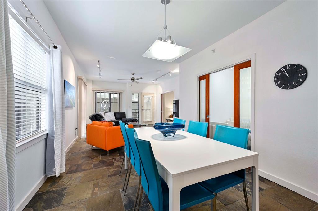 1812 West Ave # 205