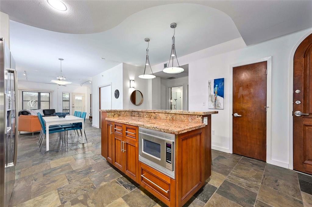 1812 West Ave # 205