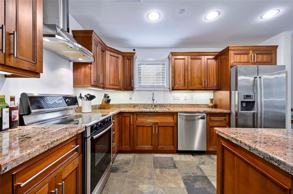 1812 West Ave # 205