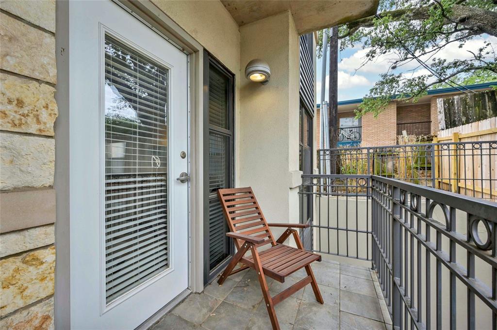 1812 West Ave # 205