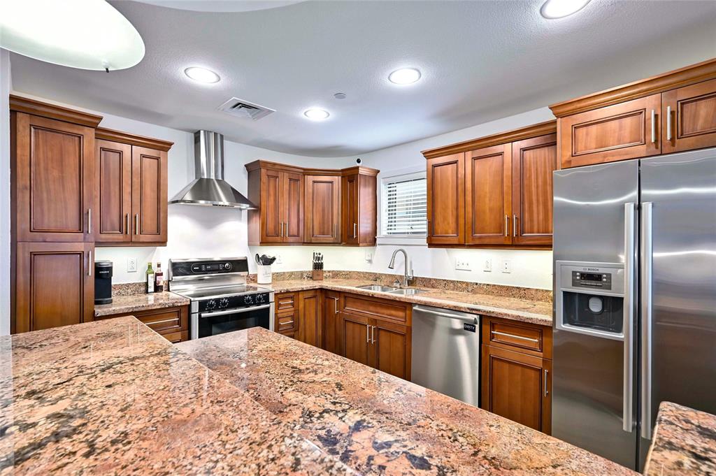 1812 West Ave # 205