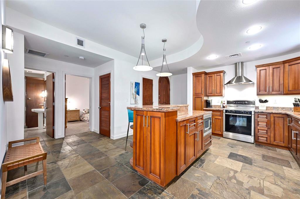 1812 West Ave # 205