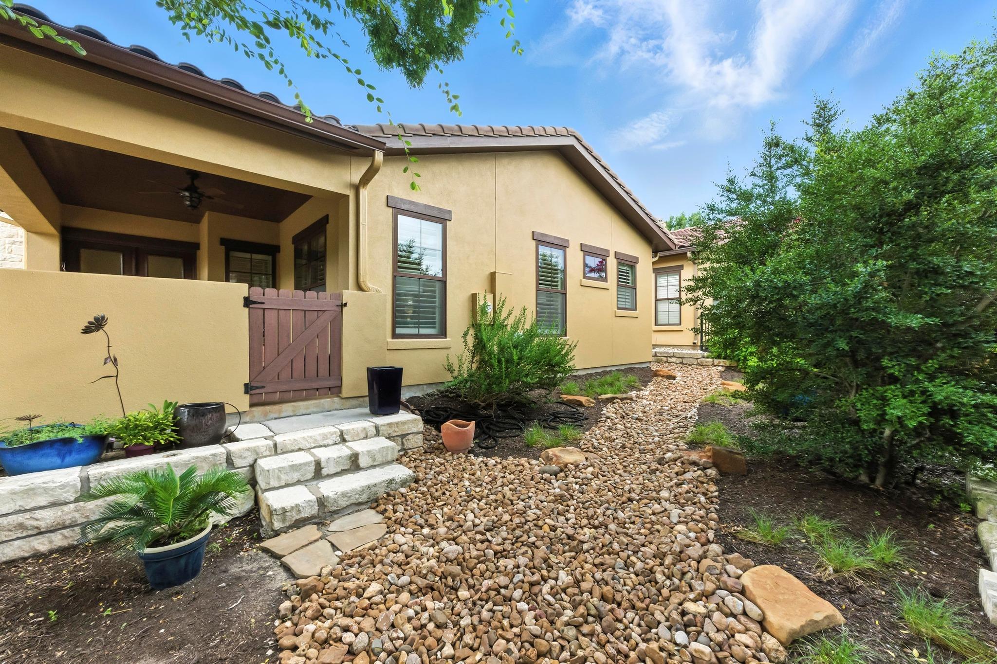 306 AMIATA Ave