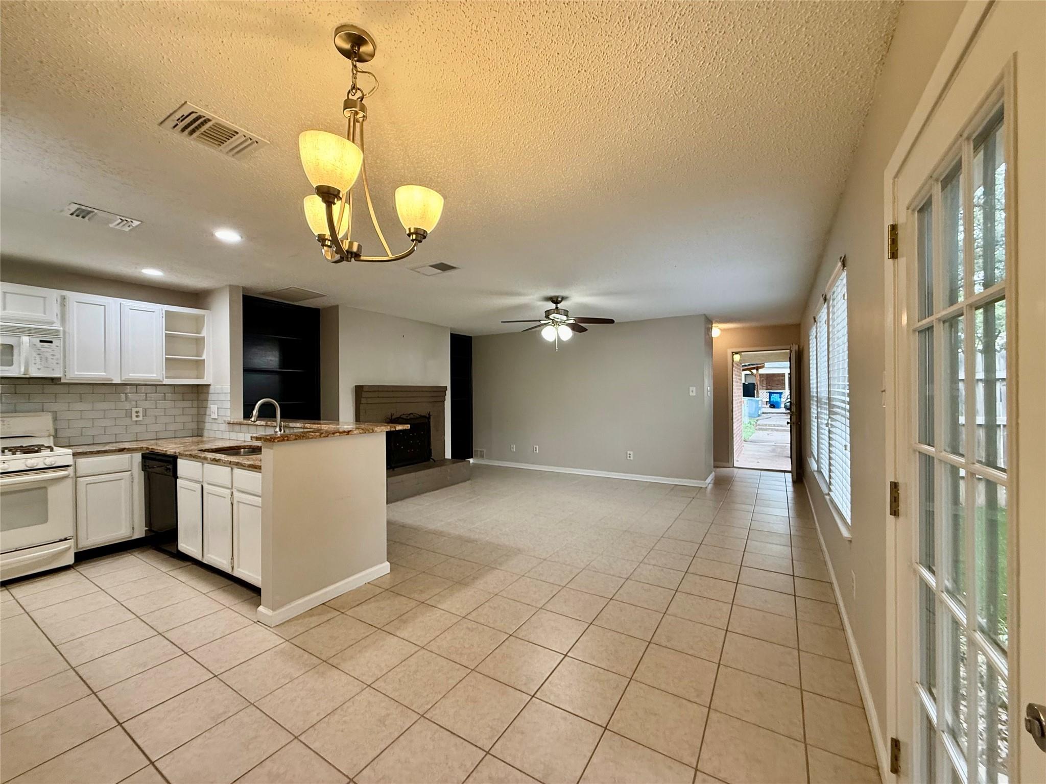 7825 Beauregard CIR # 3A