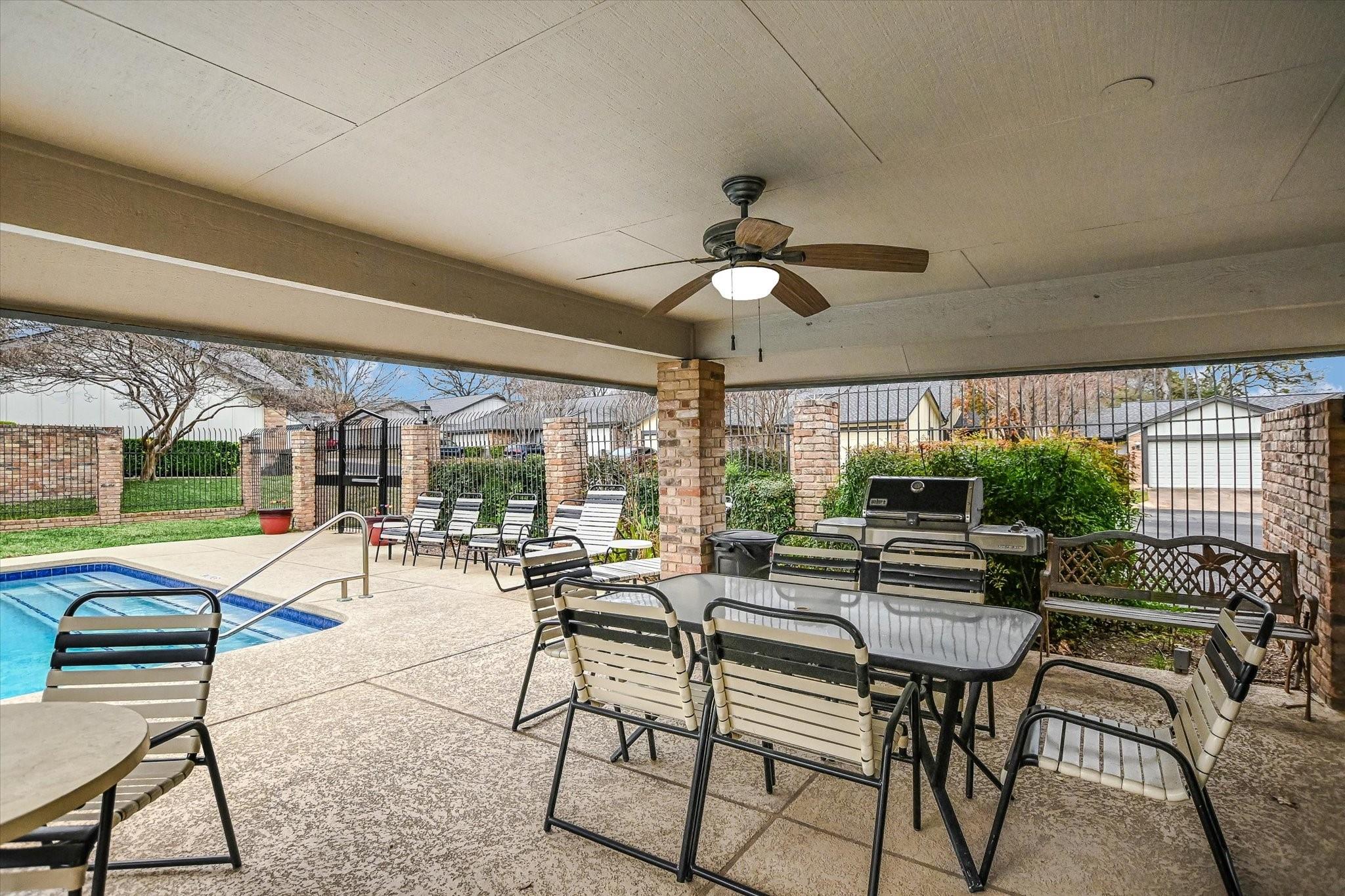 9469 Singing Quail DR