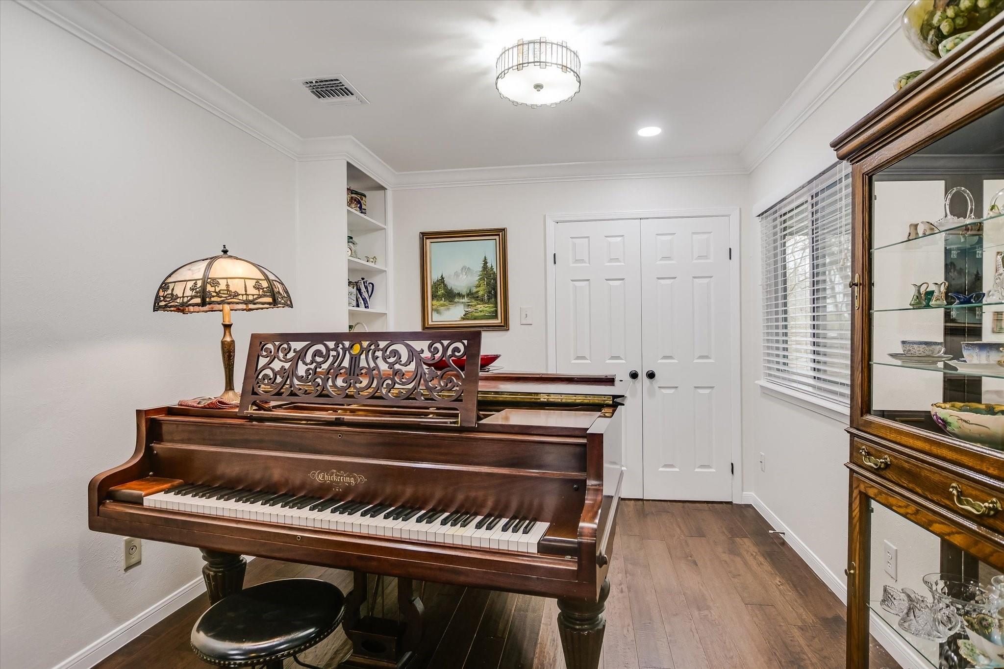 9469 Singing Quail DR