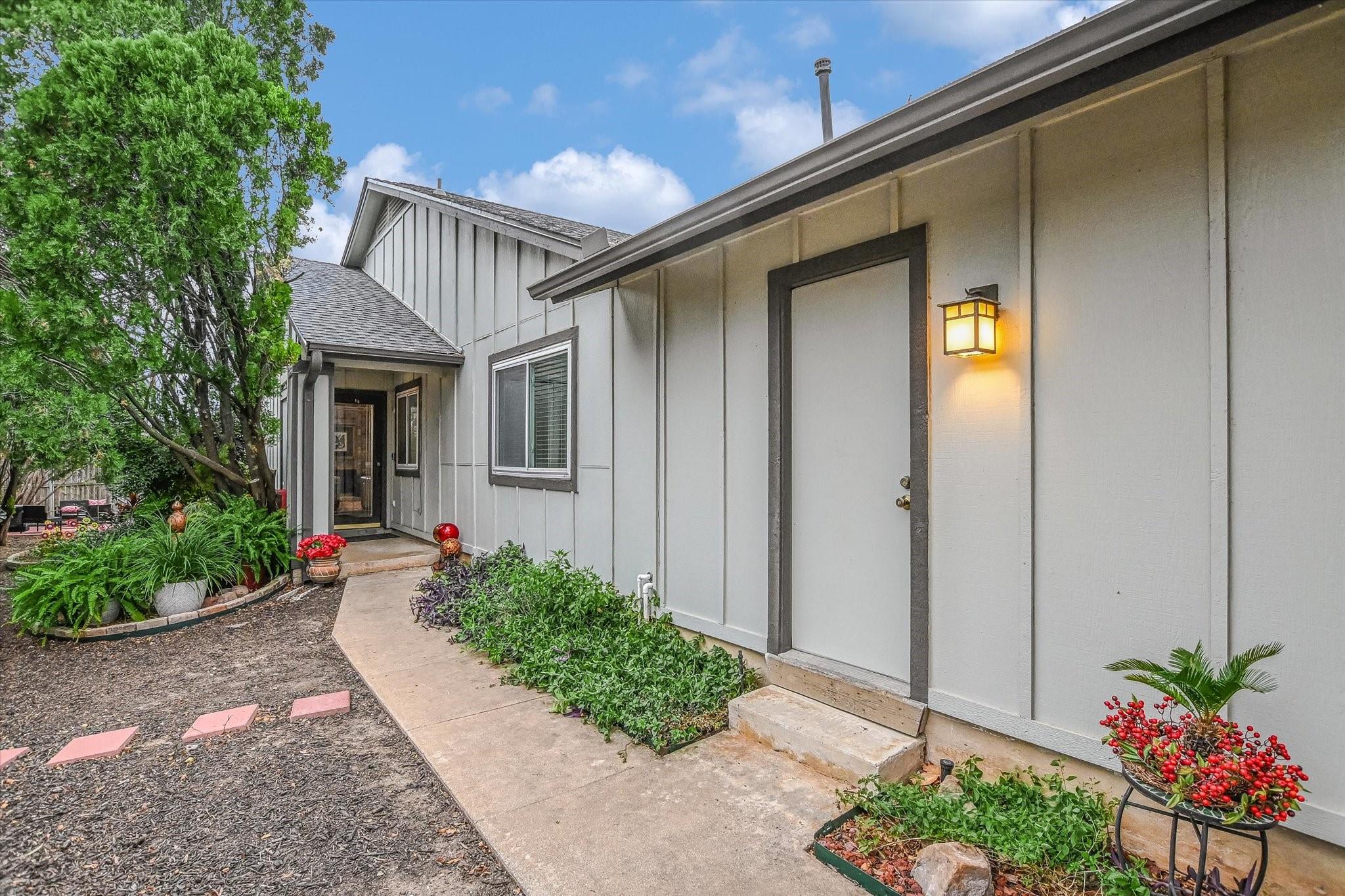 9469 Singing Quail DR