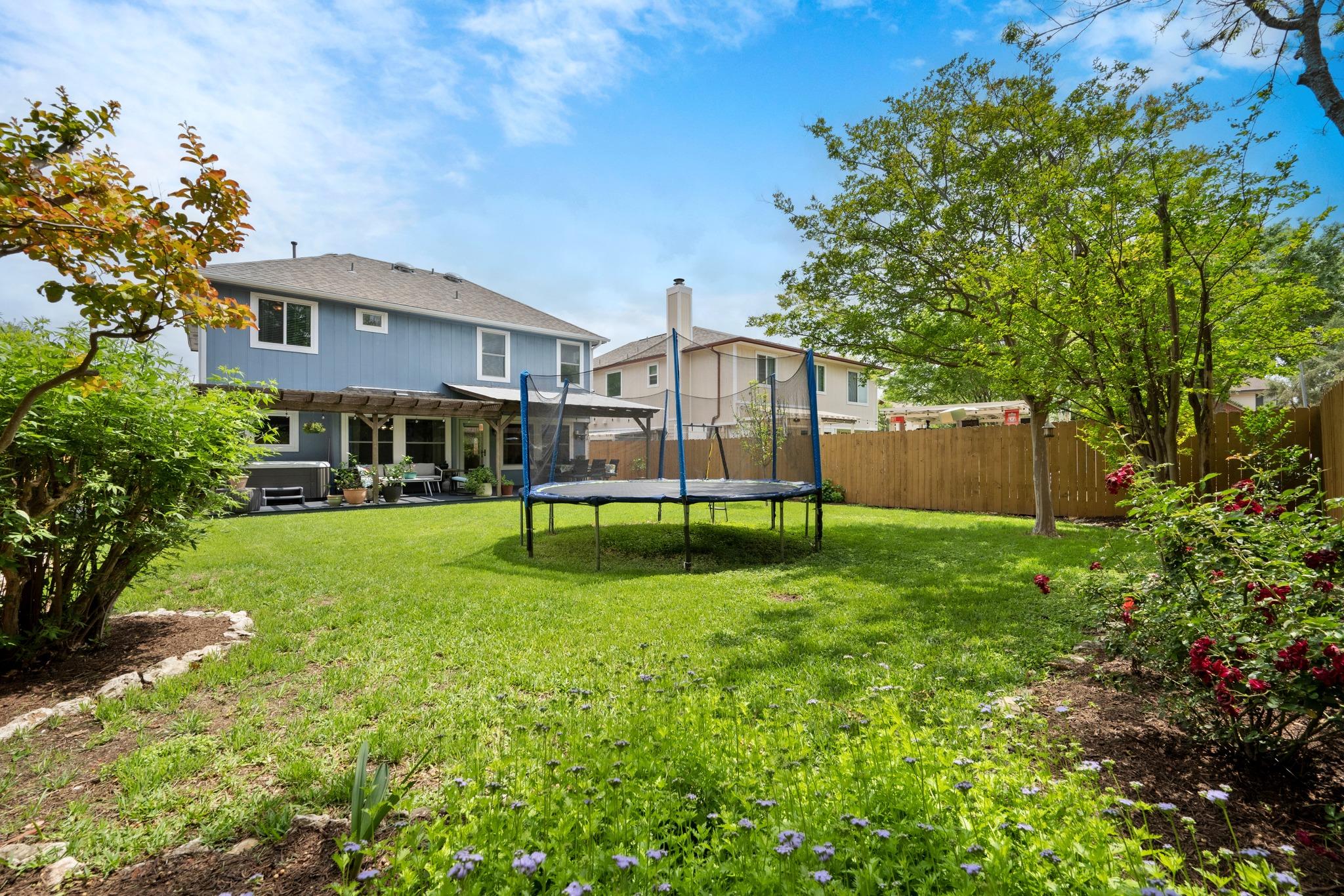 3408 Ruby Red DR