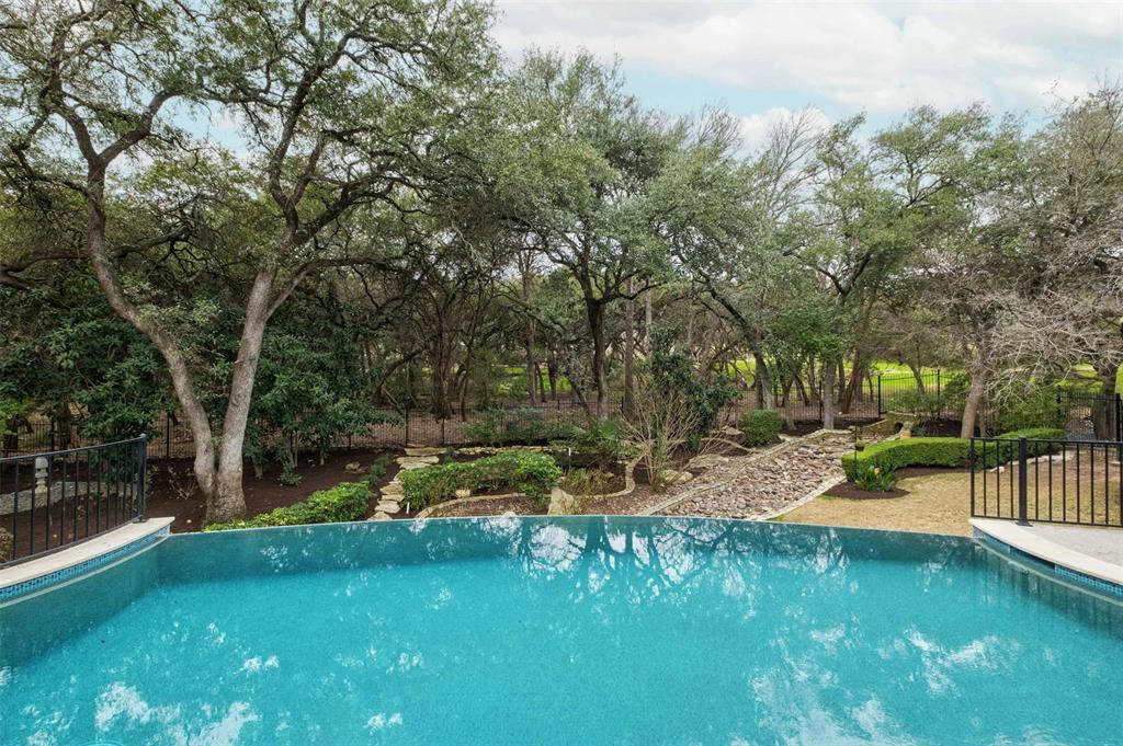 2904 Meandering River CT