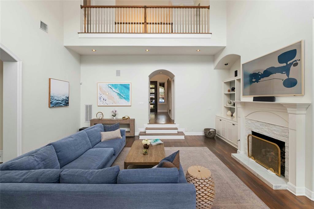 2904 Meandering River CT