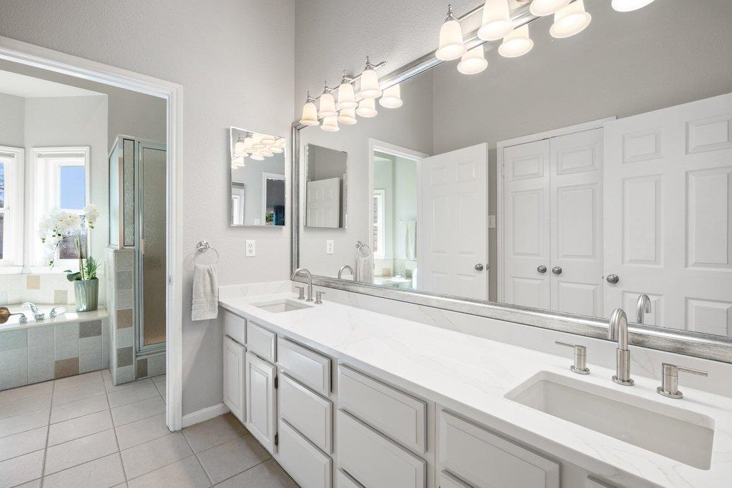 6659 Whitemarsh Valley WALK