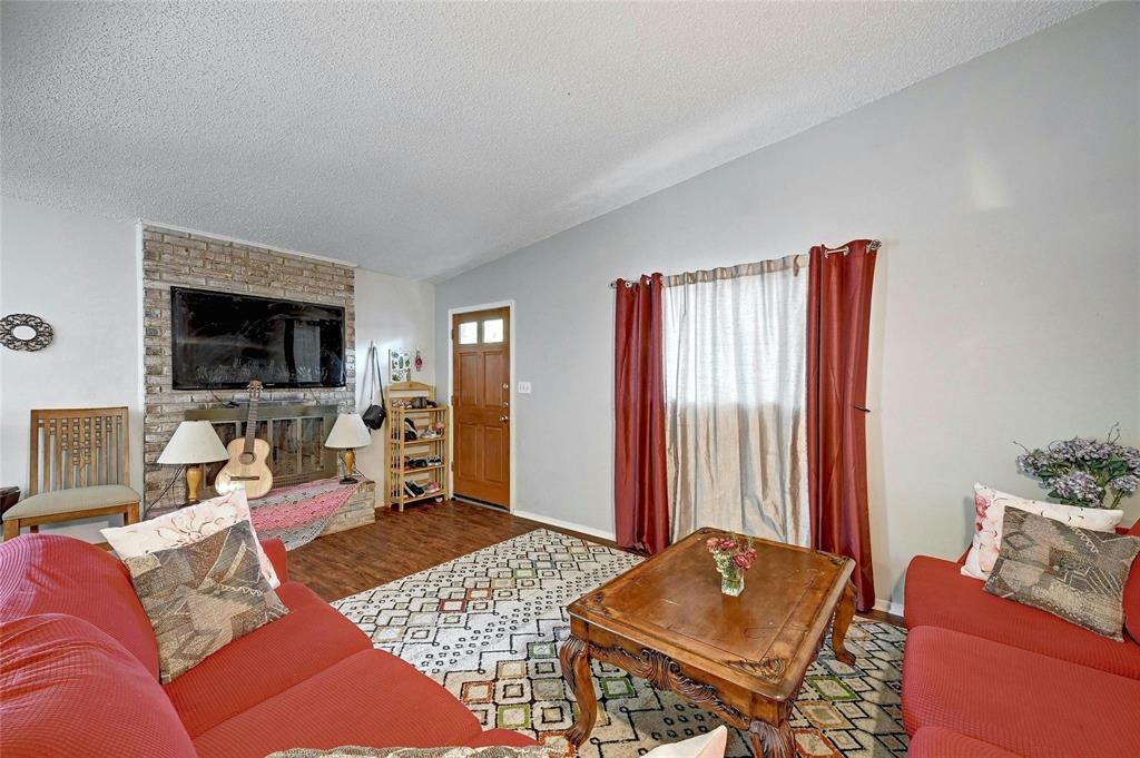 2409 La Casa DR