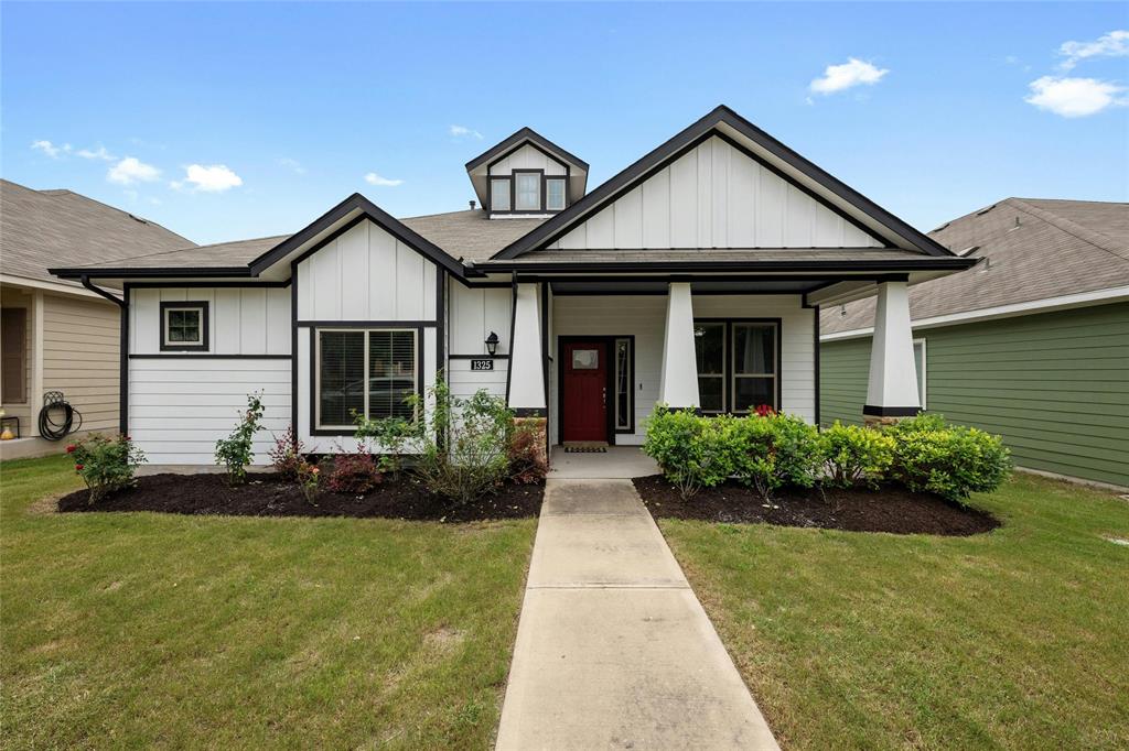 1325 Sanders