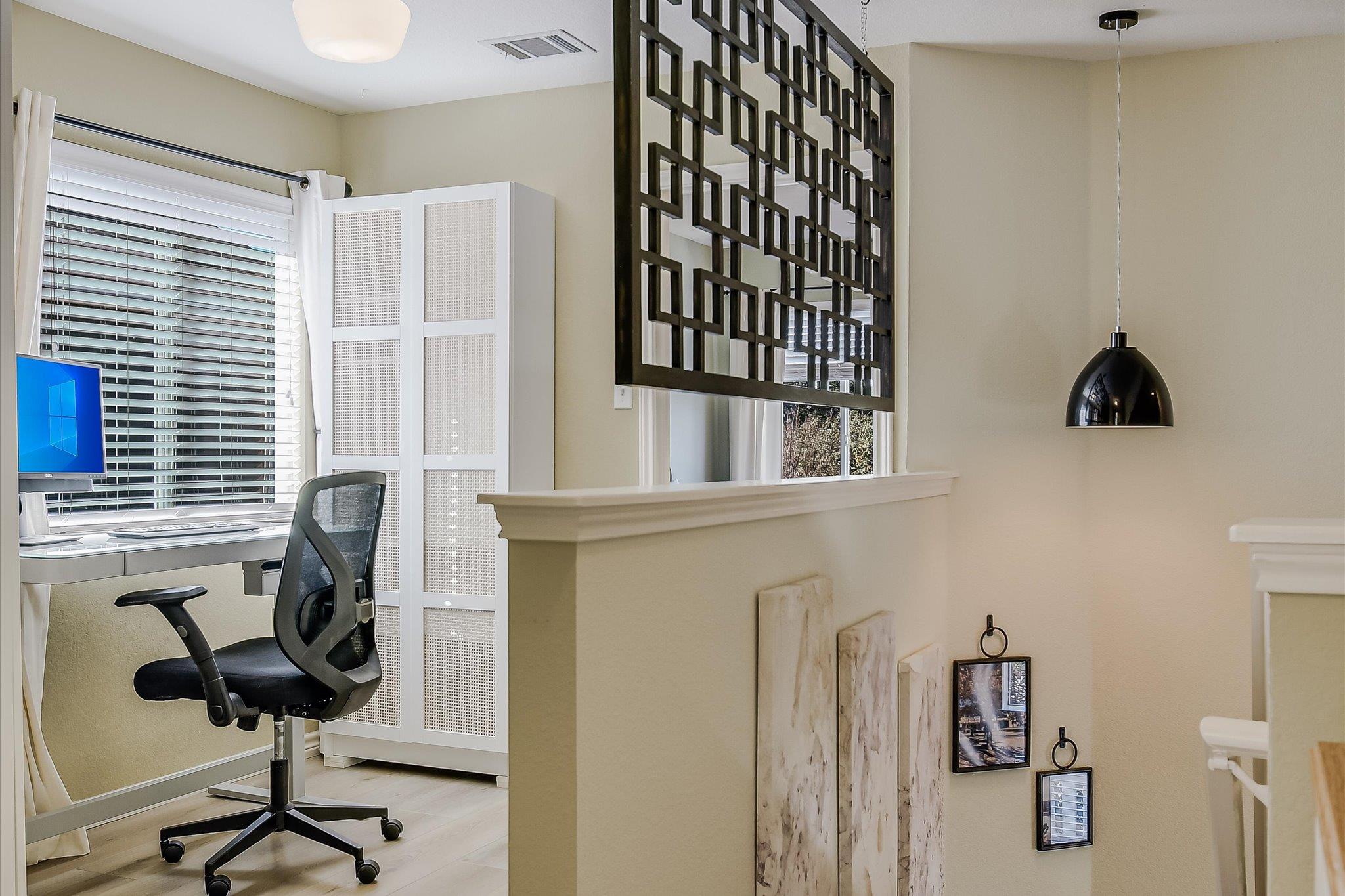 1829 LOST MAPLES LOOP